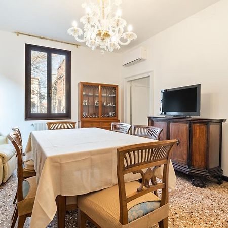 Del Remer Apartment - 5Mins From San Marco Sq Wenecja Zewnętrze zdjęcie