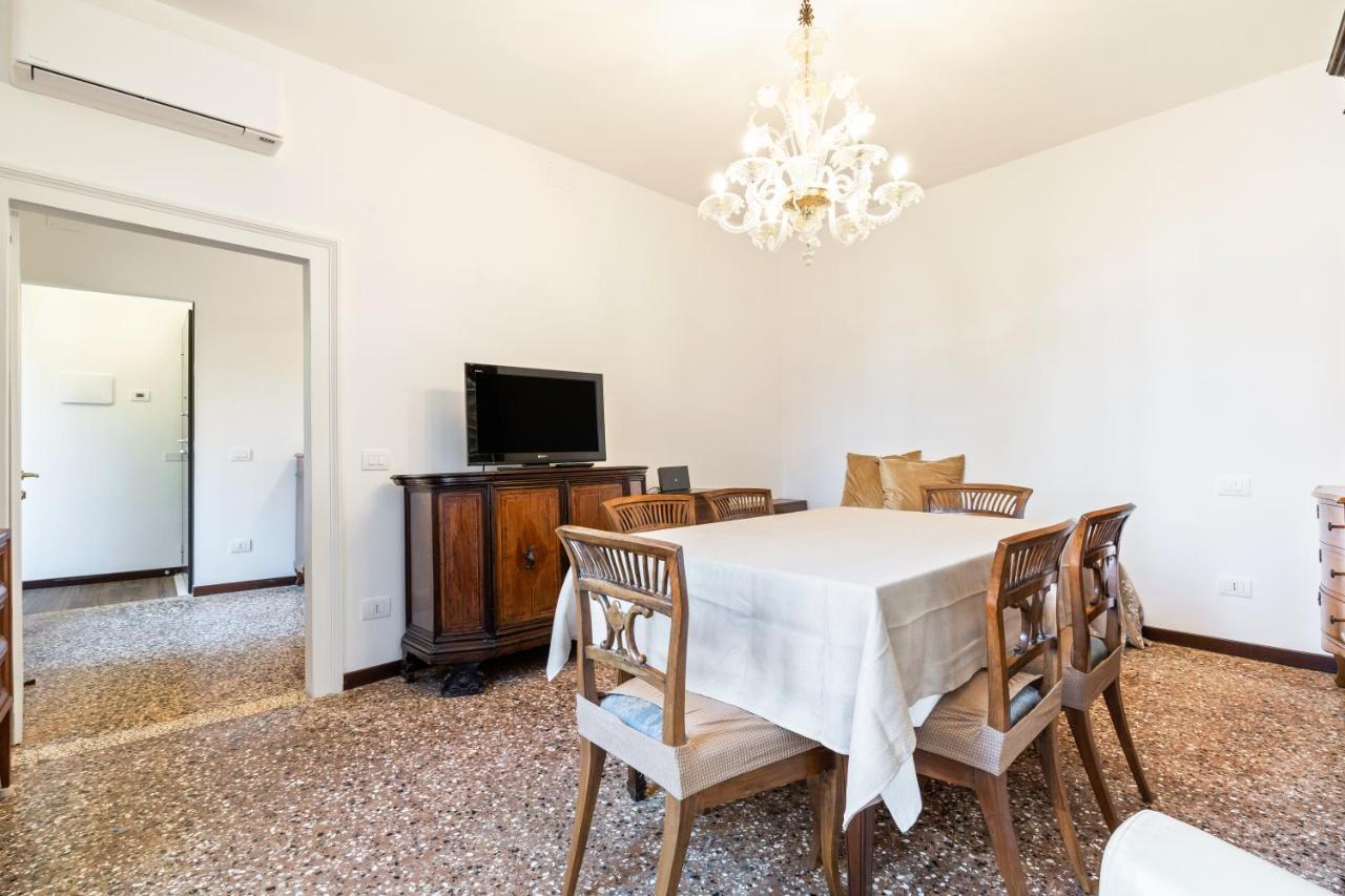 Del Remer Apartment - 5Mins From San Marco Sq Wenecja Zewnętrze zdjęcie